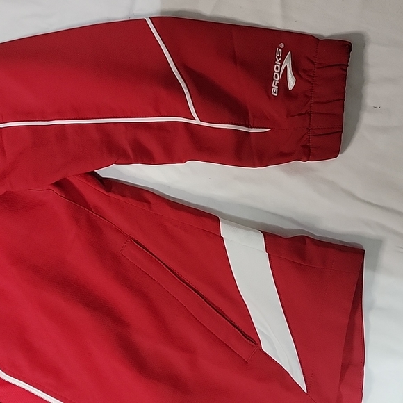 Brooks jacket color red size L - Picture 3 of 8